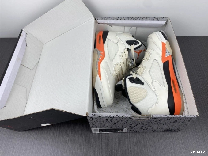 1st Kicks Shoes Total Jordan 5 DC1060-100 Retro Orange 0730